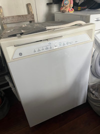 GE Dishwasher for sale 
