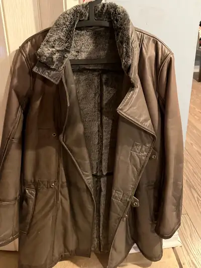 Very gently used perfect for spring and fall