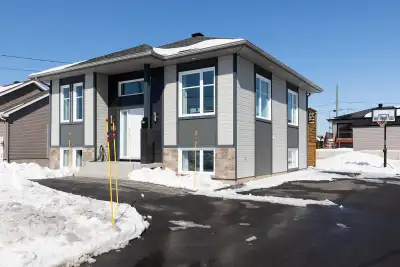 Magnifique maison unifamiliale dans un quartier recherché de Montmagny Construction 2014, écoénergét...