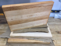 Planche à découper NEUVE en bois massif (quantité 8)
