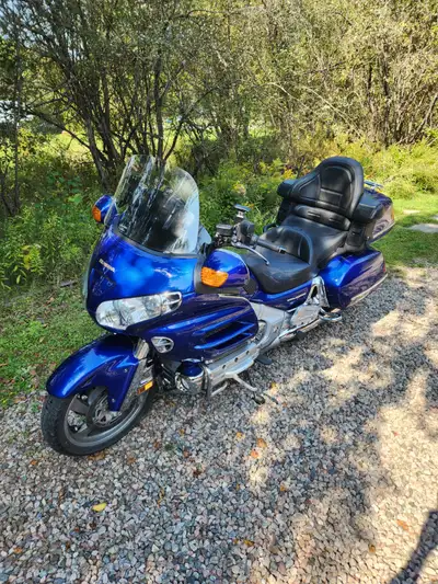 Turnkey classic cruiser, rare blue, winter serviced/stored, safetied, ready to ride. Master mechanic...