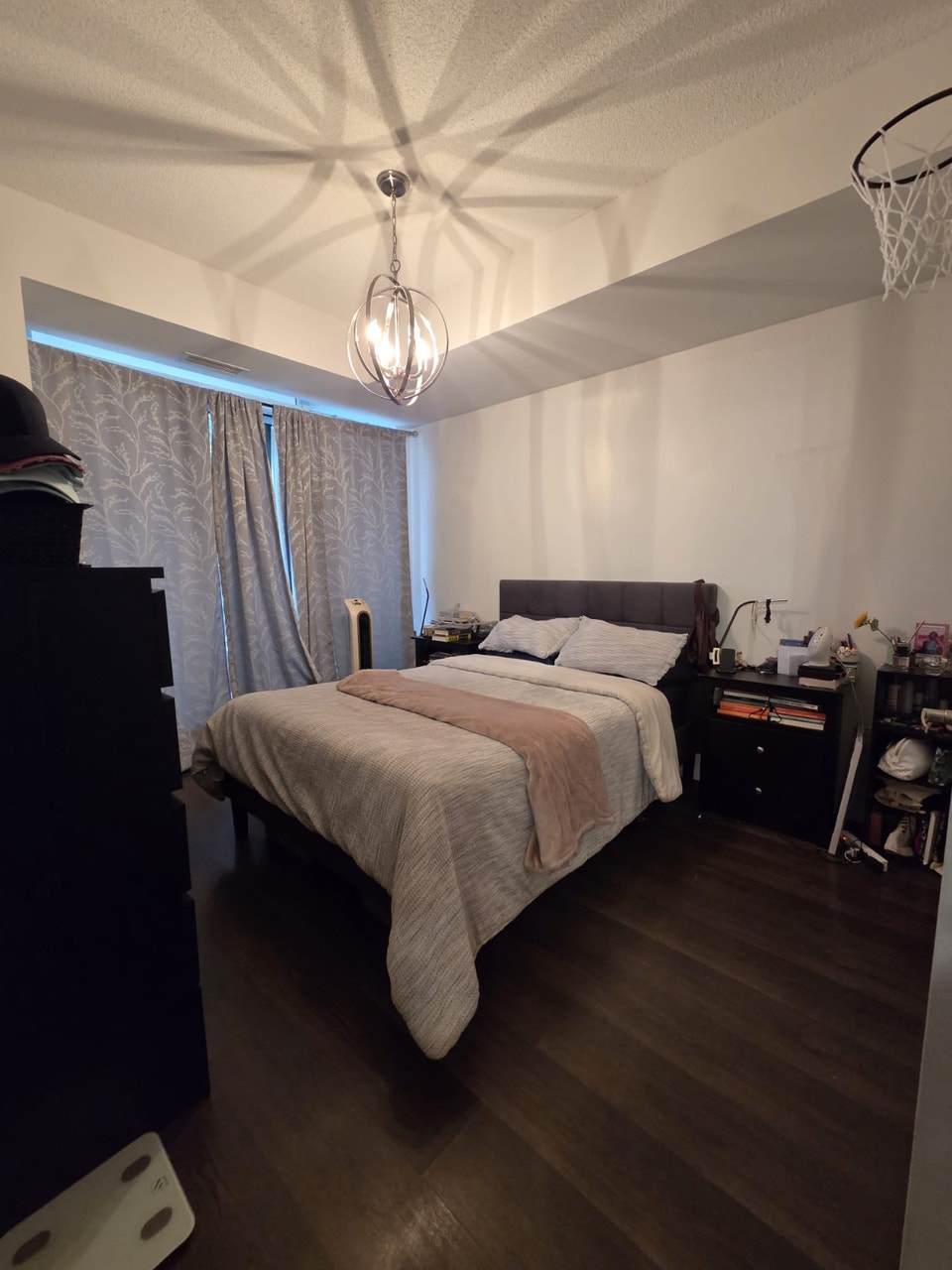 Fort York 1+Den with Parking, Storage & Personal EV Charger 3
