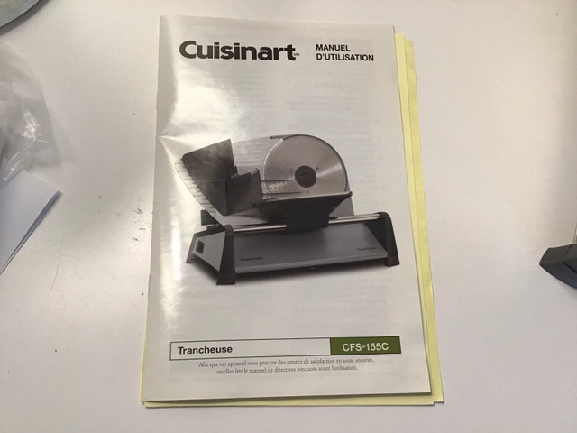 Trancheuse (Food Slicer) CUISINART modèle CFS 155C dans Robots culinaires et mélangeurs  à Laval/Rive Nord - Image 3
