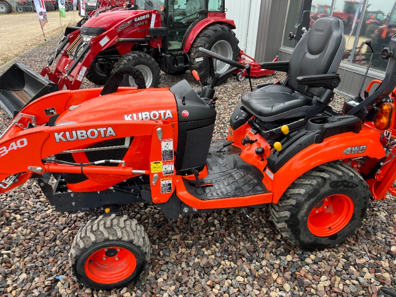 Kubota Tractor & Backhoe Farming Equipment Winnipeg Kijiji