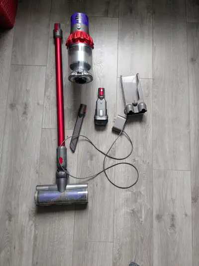 Selling a Used Dyson V8 Origin Cordless Vacuum Retail $499.99 - Strong suction for versatile, whole-...