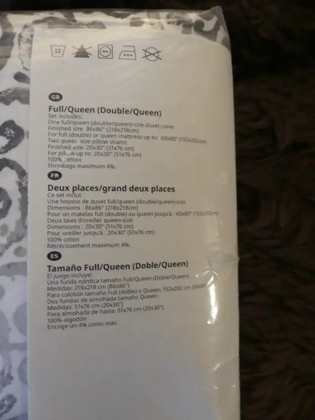 Ikea Queen size Duvet Cover in Bedding in Ottawa - Image 3