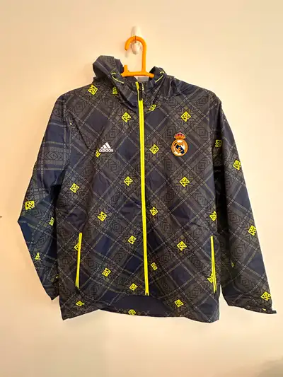 Selling Brand New Adidas Real Madrid CF training jacket Price: 100 Size: Extra Extra large (2XL) Fit...