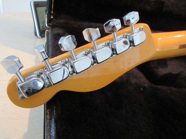 Fender telecaster thinline reissue 72 AMERICAINE VINTAGE dans Guitares  à Ouest de l’Île - Image 4