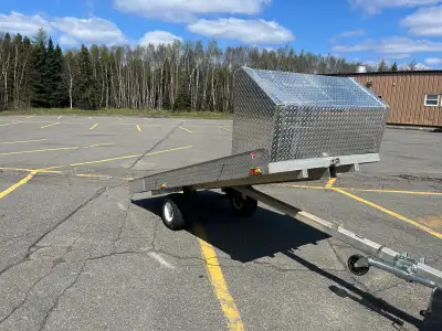 Single trailer with tilt. Measuring 52x120. New deck, new wiring, new lights , new bearings.