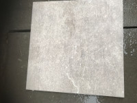 Porcelain tile 13/13 inch around 228 sq or 195 pc ask 175$