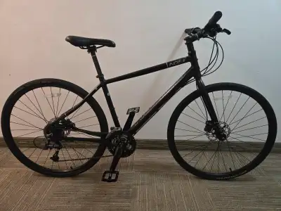 Up for sale is this versatile, very well kept Norco Indie 2 Disc aluminum hybrid fitness bike with a...
