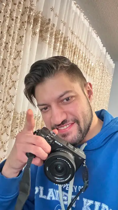 Hey I’m Sulliaman new photographer looking to make your event special or your portraits looks nice a...