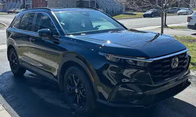 Take over my lease on a 2025 Honda CR-V Sport AWD and receive a $3,000 cash incentive, and a payment...