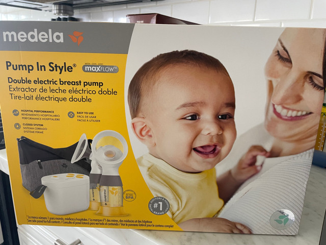 Medela pump in style max flow double breast pump in Feeding & High Chairs in Leamington