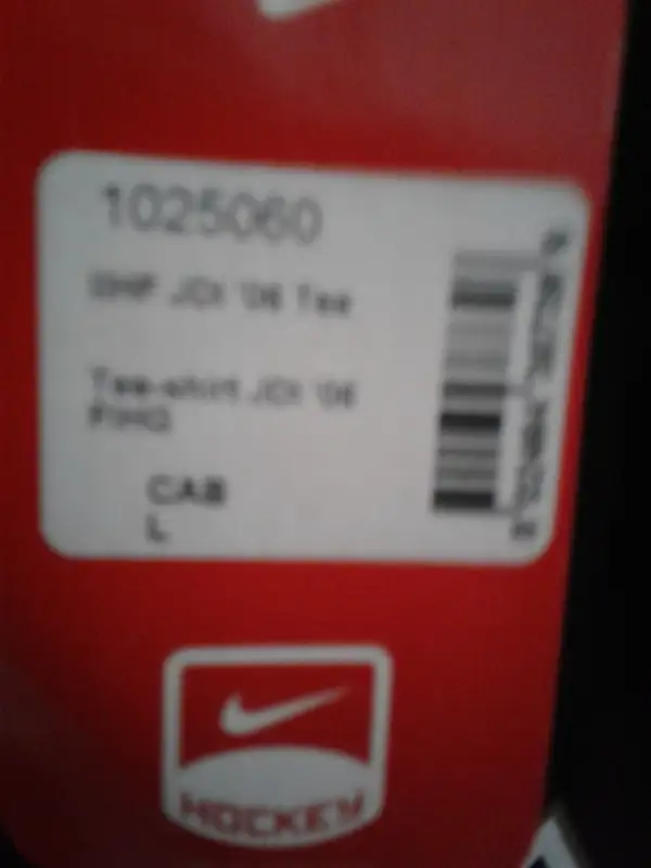 2-  NWT NIKE  TEAM CANADA IIHF JDI 2006 T SHIRTS in Men's in Dartmouth - Image 4