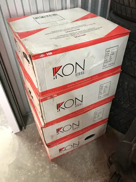 BRAND NEW set 17" Steel Rims in Other Parts & Accessories in Markham / York Region - Image 2