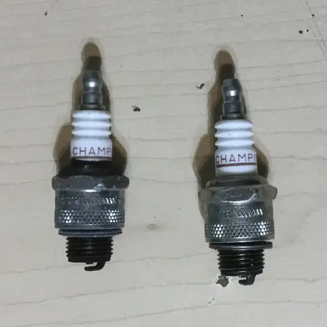 Souffleuse en excellent état - Snowblower in top shape in Snowblowers in Laval / North Shore - Image 11