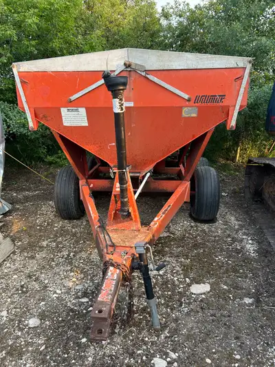 Wilmar fertilizer spreader needs some repairs I had bought as is with intention to fix but have no t...