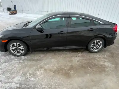 2017 Honda Civic for sale, great condition and great on gas. Standard transmission. $14800