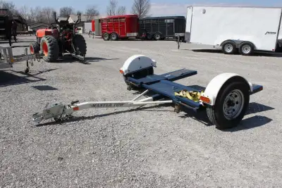 Master tow dolly with surge brakes 2014 Model With Spare and Ownership Too! Email me your name and n...