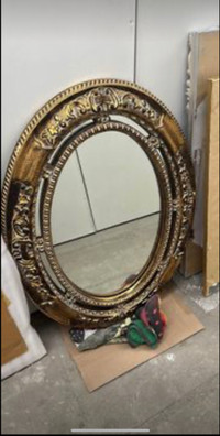 Large and beautiful decorative mirror 