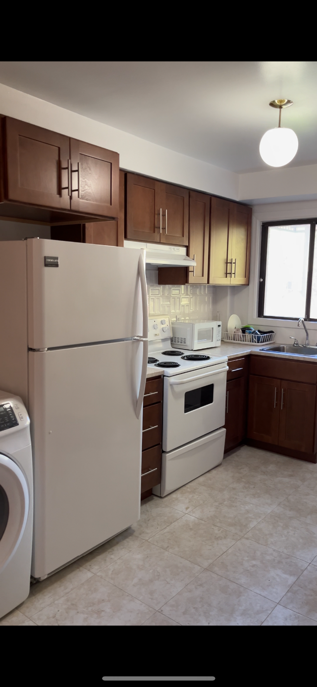 Chambre à louer in Room Rentals & Roommates in City of Montréal - Image 7