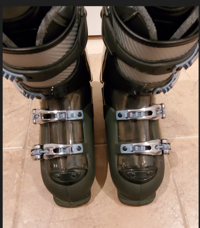 Rossignol women ski boot in Ski in Markham / York Region - Image 3