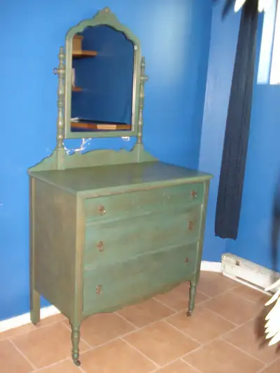 Bureau Centenaire, View more