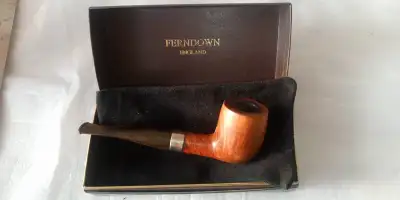 This a beautiful Rare And Collectible Estate Ferndown Root (**) English Classic Straight Billiard To...