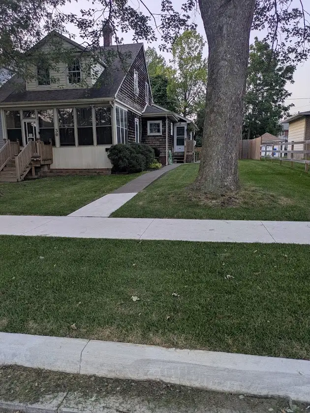 3 Bedroom for rent in Welland!