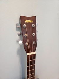 Yamaha older guitar