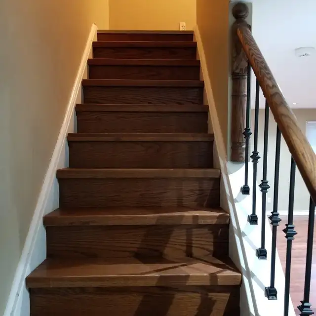 Private room for rent available in Downtown Brampton