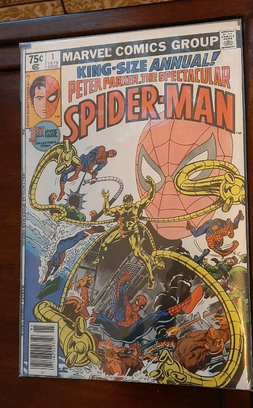 Peter Parker - The Spectacular Spiderman Annuals, #1 - #12 in Comics & Graphic Novels in Oakville / Halton Region - Image 2
