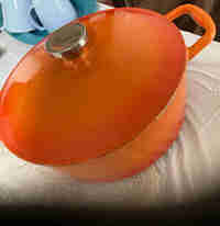 Lagostina cust iron oval cook ware(80 or best offer)