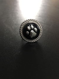 Size 8 Animal (Dog/Cat) Silver Tone on Black “Paw Print” Ring