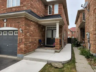 New 1 Bedroom Legal Apartment All utilities Included