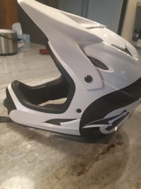 Full face bicycle helmet