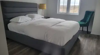 Room for Rent in Female-Only Family Home, View more