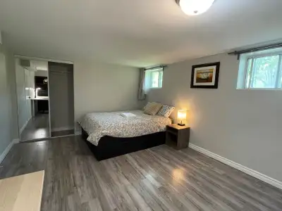 Prestigious Etobicoke-Princess Margaret / West Deane Park Area. Spacious And Bright 2 Bedrooms + 1 c...