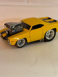 Toy 1:18 scale, metal dodge car