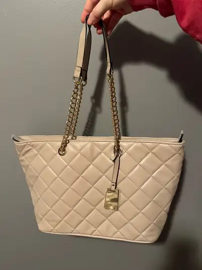 Brand new. Purchased from winners, still has plastic coverings on tags and zippers. Pickup in Blenhe...