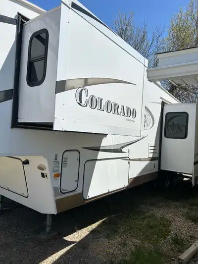 JUST REDUCED. I developed Asthma so we can no longer camp. So we have our fully loaded 5 th wheel wi...