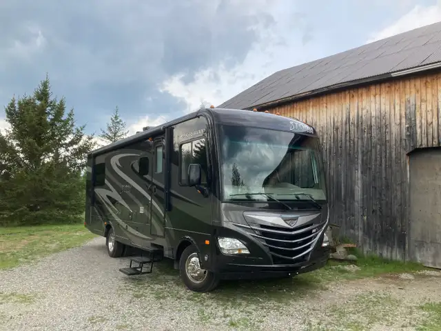 Fleetwood Storm 2014 in RVs & Motorhomes in Rouyn-Noranda - Image 2