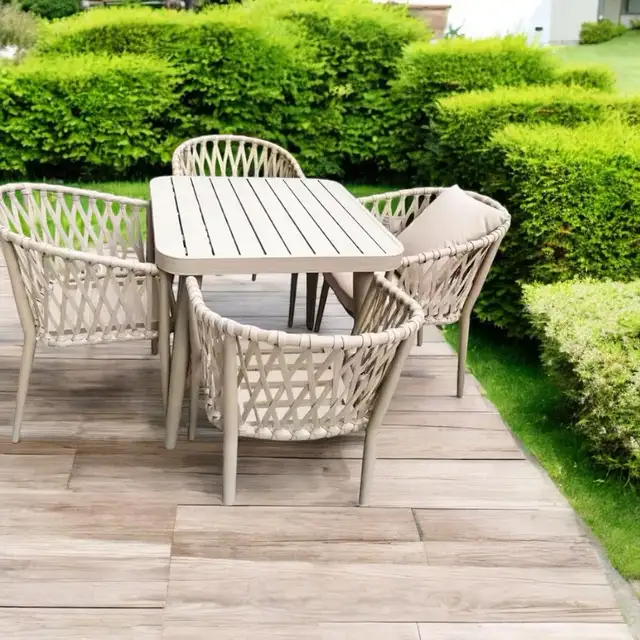 Luxury 5PCS Outdoor Dining Set | Cast Aluminum in Patio & Garden Furniture in Markham / York Region - Image 4
