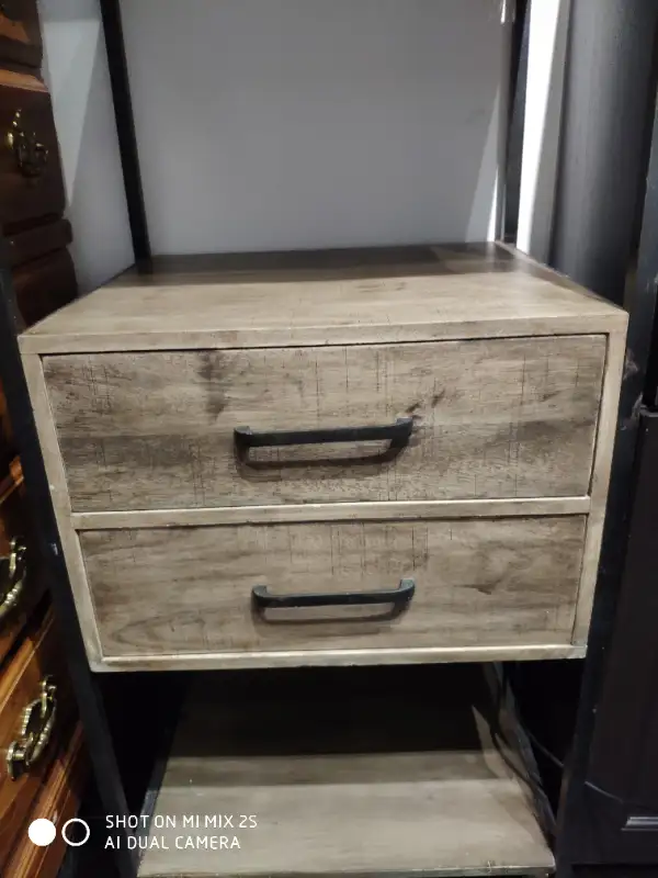 Bookcase/Display shelf in oak wood & metal in Bookcases & Shelving Units in Mississauga / Peel Region - Image 3