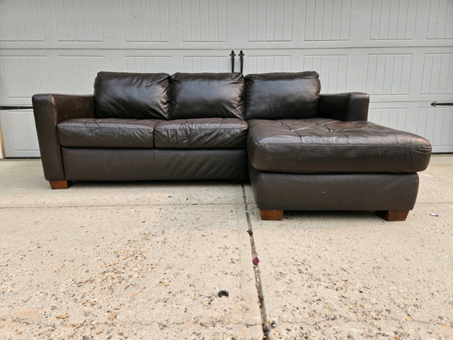 Free delivery/100 percent italian leather sectional | Couches & Futons |  Calgary | Kijiji