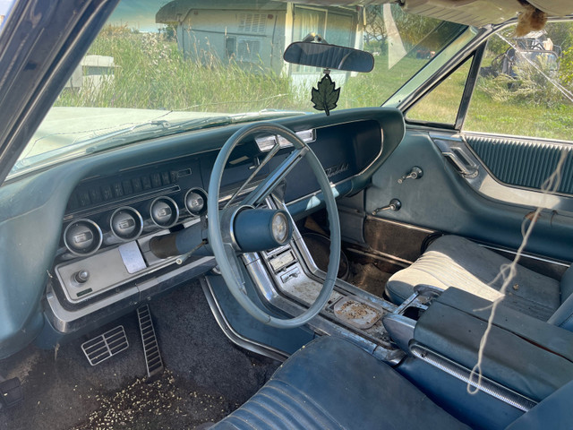 1964 Thunderbird in Classic Cars in Saskatoon - Image 4