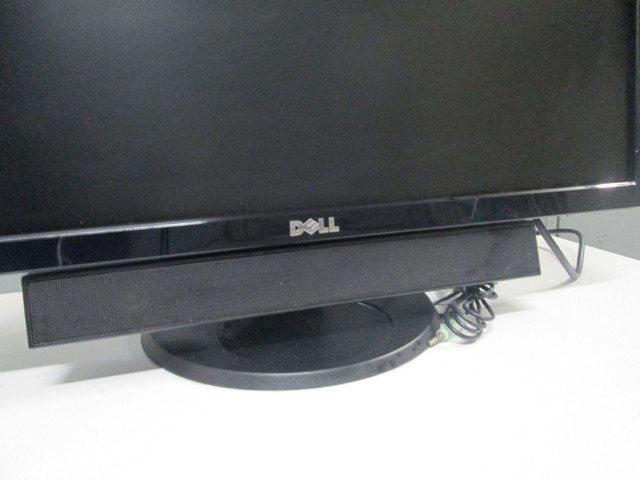 Dell S2409WB 24" Widescreen 1920x1080 DVI VGA LCD MONITOR in Monitors in City of Toronto - Image 3