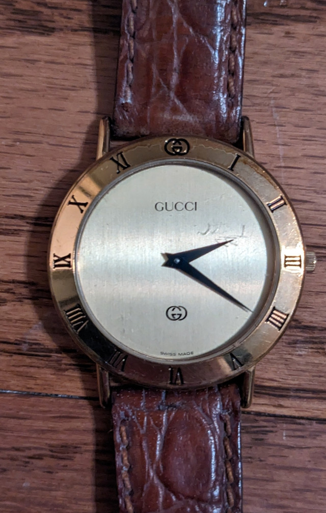 Gucci 3000 Men's Watch  in Jewellery & Watches in St. Catharines