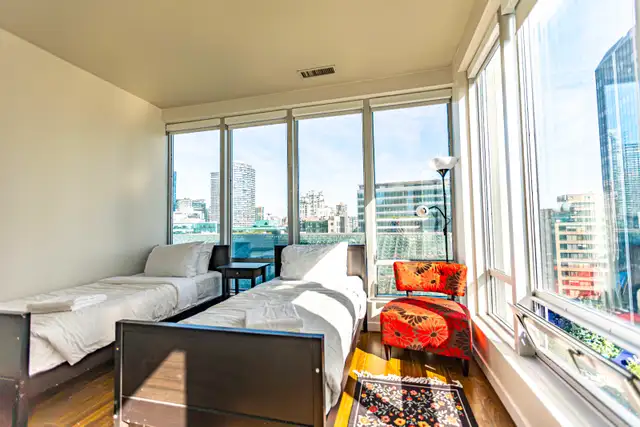 Hotel Alternative | Furnished 2BR with A/C | Daily, Weekly .. in British Columbia in Canada - Image 4